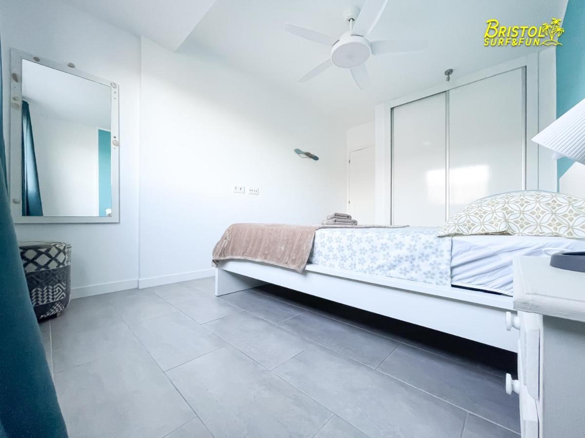 B-Rent Bristol Beach Surf & Fun 科拉雷侯 外观 照片